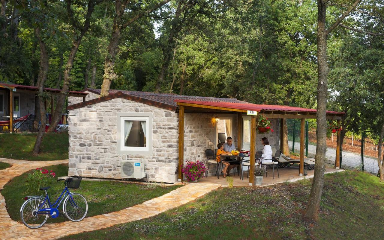 Two-Bedroom Mobile Home Istrian